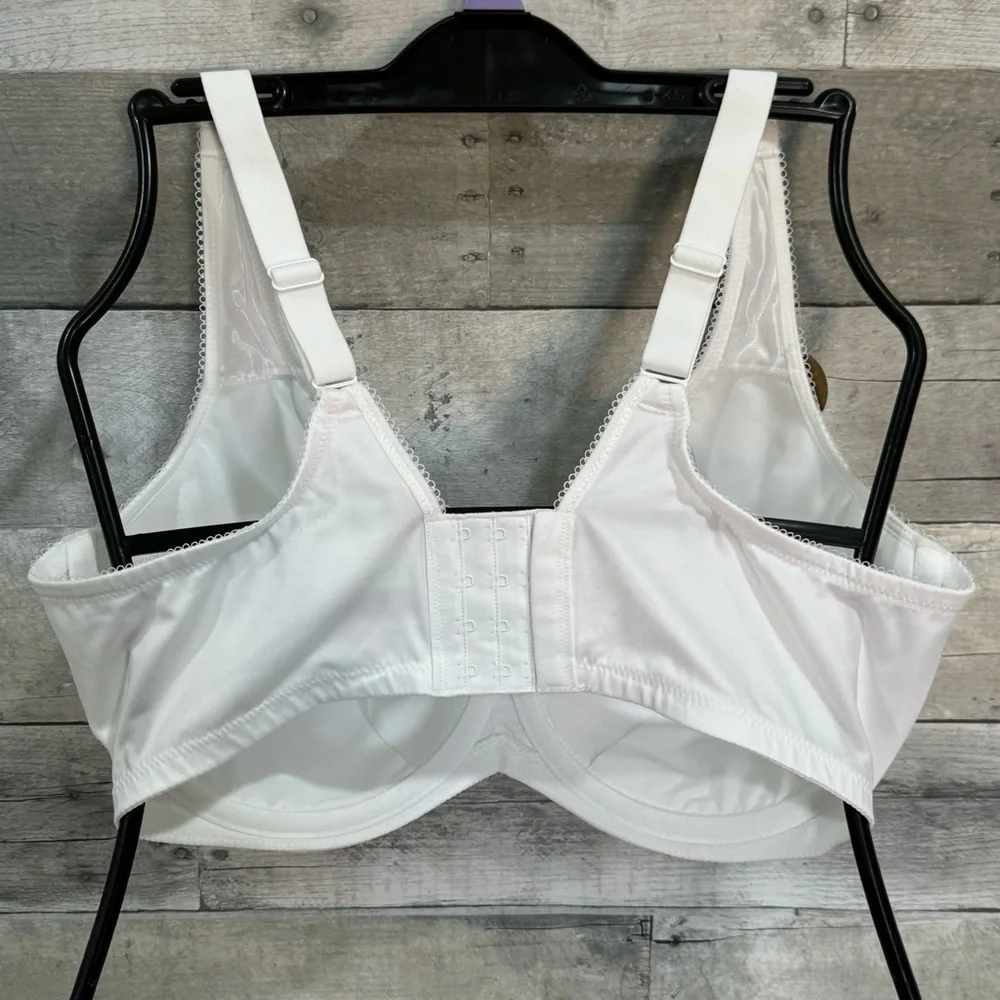 WACOAL Basic Beauty Spacer Underwire T-Shirt Bra - White - Sz - 38DDD .US